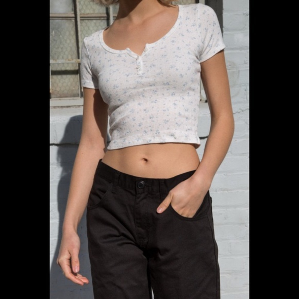 Brandy Melville floral button top